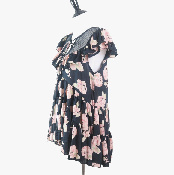 Free People Dresses & Skirts - Free People Size M* Tilly Tiered Mini Dress V-Neck Floral Print